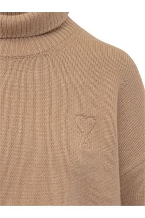 Beige wool-cashmere blend jumper AMI | UKS444KN0028264