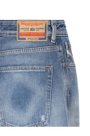 Jeans dritti D-Sire 1996 blu medio DIESEL | A0692509J8601