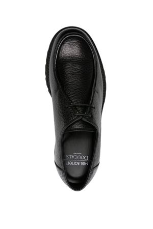 Stringata 2 fori in pelle bottalata total black DOUCAL'S | DN3253BLDGUF241NN00.