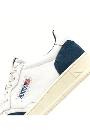 Medalist Low Sneakers In White And Blue AUTRY | AULMGS41WHTCAPRI