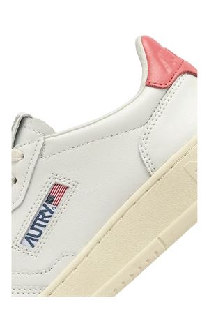 Medalist Low Sneakers In White And Pink Leather AUTRY | AULWLL78WHTTEAROSE