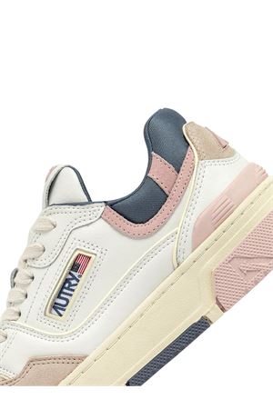 Clc Low Sneakers In White And Peach Wip AUTRY | ROLWMC01WHTPEACHWIP