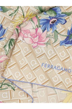 Foulard in seta stampa Bouquet FERRAGAMO | 0779524BEIGEBLUE