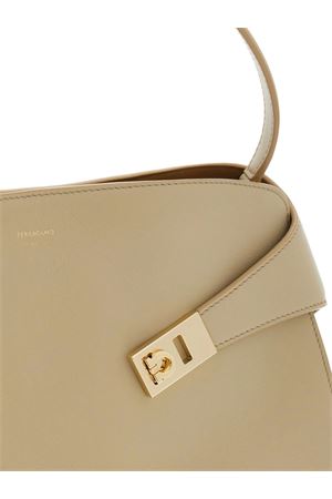 Hug Soft shoulder bag beige calfskin FERRAGAMO | 0780594STONEOCRA